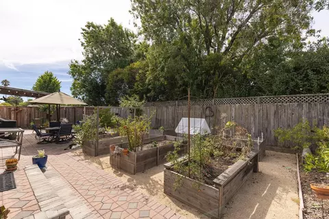 Exterior - 204 Sutter St, Petaluma, CA 94954 photo 5 of 15