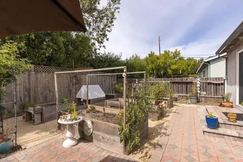 Exterior - 204 Sutter St, Petaluma, CA 94954 photo 14 of 15