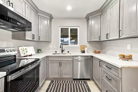 Kitchen - 2260 Nottingham Dr, Fairfield, CA 94533 photo 1 of 1