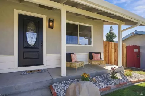 Exterior - 2260 Nottingham Dr, Fairfield, CA 94533 photo 3 of 6