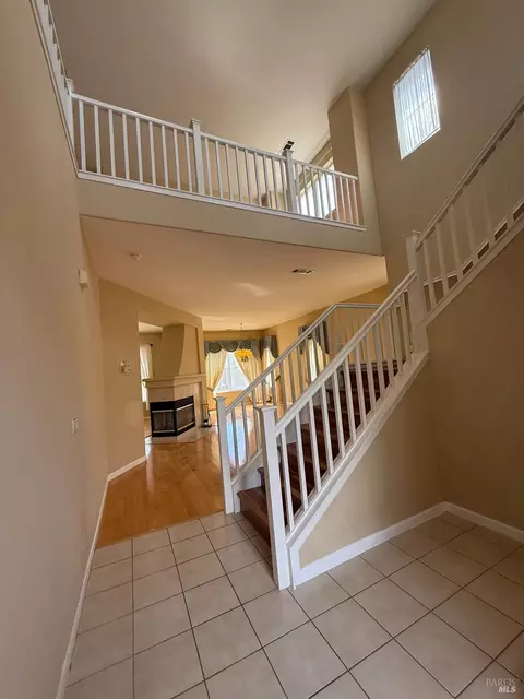 Entry Way - 3420 Edgewater Pl, Vallejo, CA 94591 photo 1 of 14