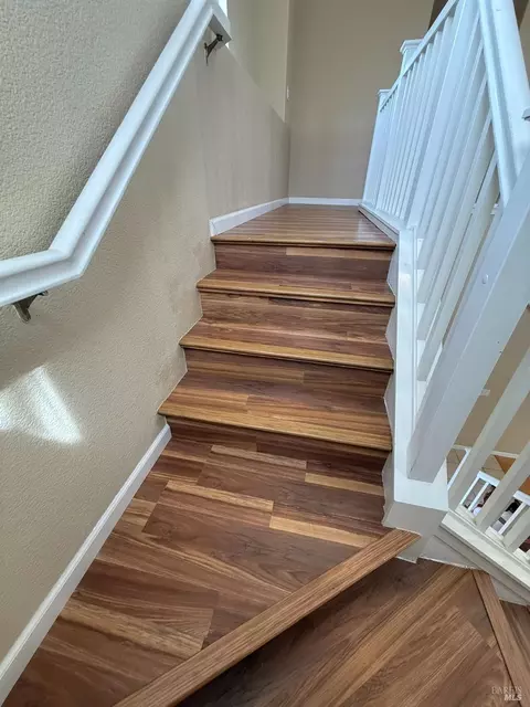 Entry Way - 3420 Edgewater Pl, Vallejo, CA 94591 photo 5 of 14