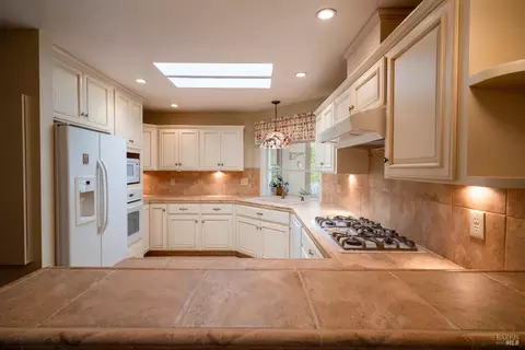8 Cabana Ct, Ukiah, CA 95482 photo 6