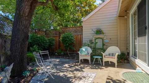 Exterior - 18 Bay Tree Ct, Cotati, CA 94931 photo 8 of 12