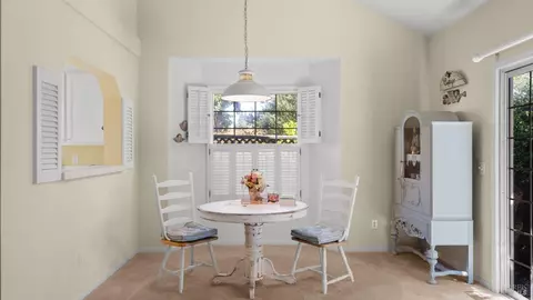 Dining - 18 Bay Tree Ct, Cotati, CA 94931 photo 1 of 2
