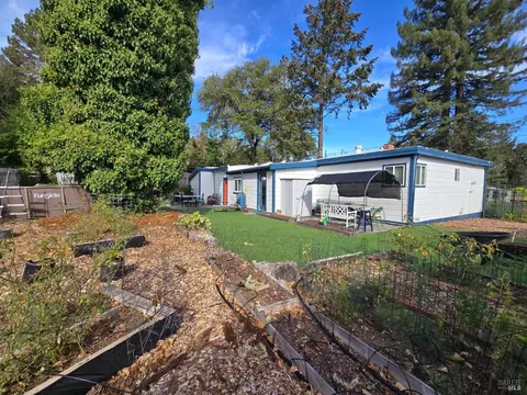 Exterior - 321 Pine St, Willits, CA 95490 photo 13 of 18