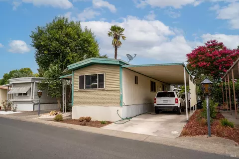 460 E Gobbi St #6, Ukiah, CA 95482 photo 3