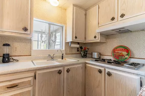 460 E Gobbi St #6, Ukiah, CA 95482 photo 10