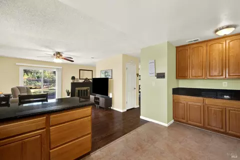 Kitchen - 348 Adobe Dr, Vacaville, CA 95687 photo 7 of 7