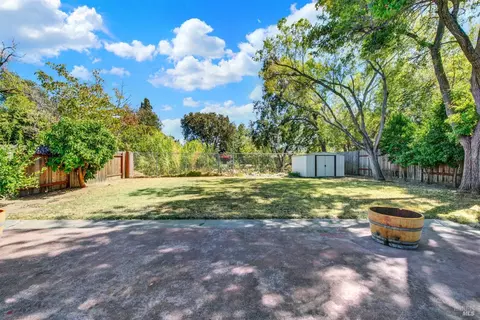 Exterior - 348 Adobe Dr, Vacaville, CA 95687 photo 4 of 16