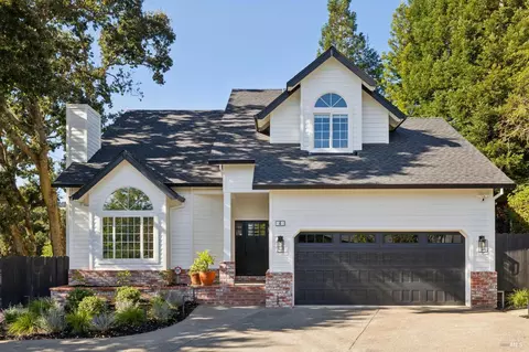 4 Rondee Ln, Novato, CA 94945