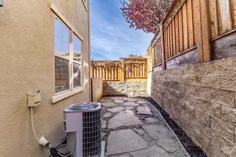 Exterior - 6375 Newhaven Ln, Vallejo, CA 94591 photo 6 of 11