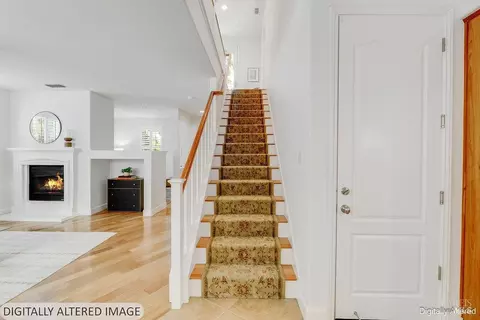 Entry Way - 6375 Newhaven Ln, Vallejo, CA 94591 photo 4 of 8