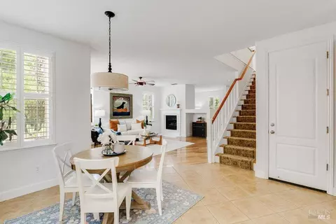 Dining - 6375 Newhaven Ln, Vallejo, CA 94591 photo 1 of 1