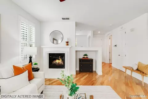 Living - 6375 Newhaven Ln, Vallejo, CA 94591 photo 5 of 7