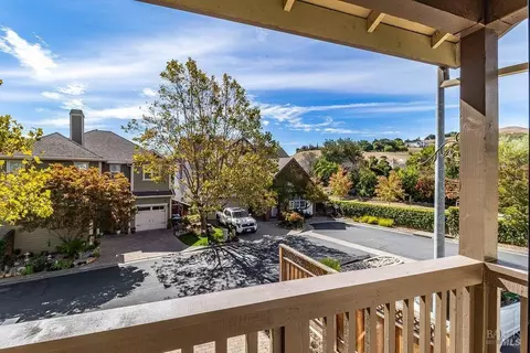 Exterior - 6375 Newhaven Ln, Vallejo, CA 94591 photo 4 of 11