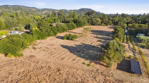 1170 Castle Rd, Sonoma, CA 95476 photo 9