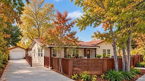 1231 Stevenson St, Calistoga, CA 94515