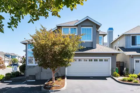 244 Baypoint Dr, San Rafael, CA 94901