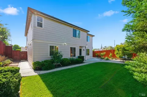 Exterior - 960 Capitola Dr, Napa, CA 94559 photo 10 of 12