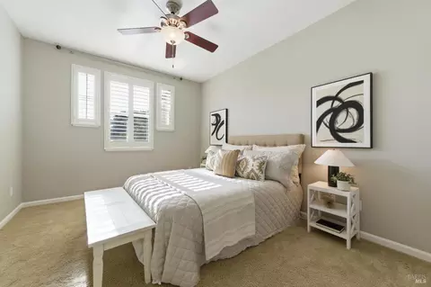Bedroom - 960 Capitola Dr, Napa, CA 94559 photo 5 of 6