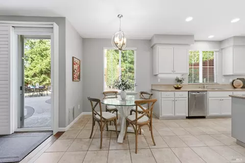 Dining - 960 Capitola Dr, Napa, CA 94559 photo 3 of 4