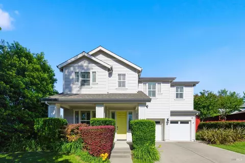 Exterior - 960 Capitola Dr, Napa, CA 94559 photo 1 of 12