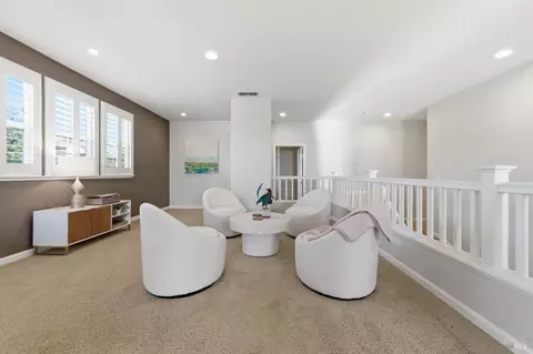 Entry Way - 960 Capitola Dr, Napa, CA 94559 photo 7 of 8