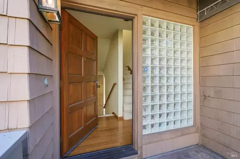 Entry Way - 1672 Deer Run, Santa Rosa, CA 95405 photo 1 of 5