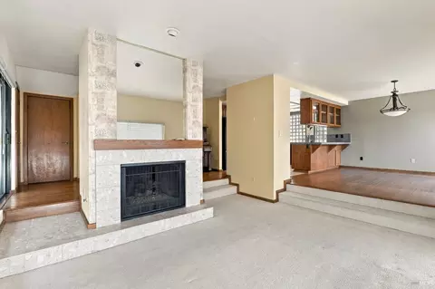 Living - 1672 Deer Run, Santa Rosa, CA 95405 photo 1 of 7