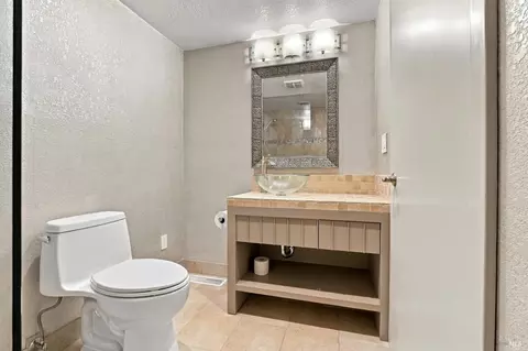 Bath - 1672 Deer Run, Santa Rosa, CA 95405 photo 4 of 7