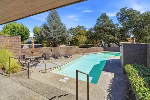 Exterior - 1672 Deer Run, Santa Rosa, CA 95405 photo 7 of 8
