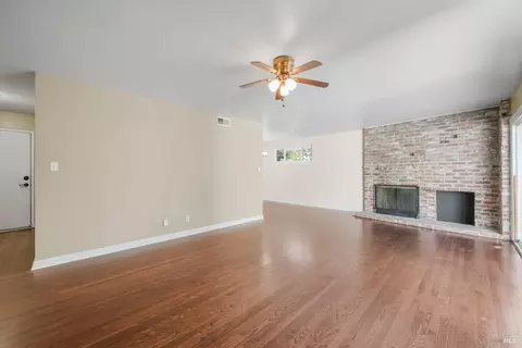Living - 1801 Sycamore Dr, Fairfield, CA 94533 photo 4 of 5