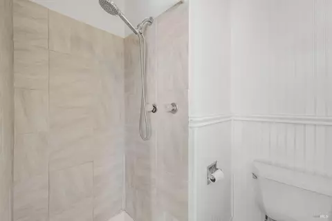 Bath - 1801 Sycamore Dr, Fairfield, CA 94533 photo 2 of 3