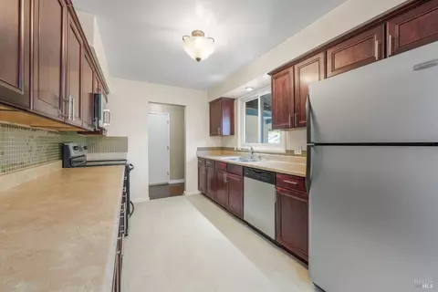 Kitchen - 1801 Sycamore Dr, Fairfield, CA 94533 photo 4 of 4