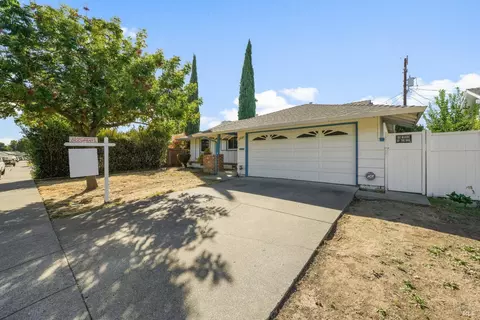 Exterior - 1801 Sycamore Dr, Fairfield, CA 94533 photo 1 of 8