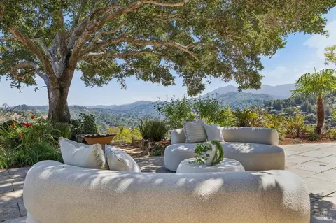 150 W Oak Knoll Dr, San Anselmo, CA 94960