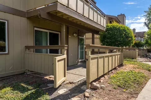 Exterior - 401 Pine St, Mill Valley, CA 94941 photo 8 of 10