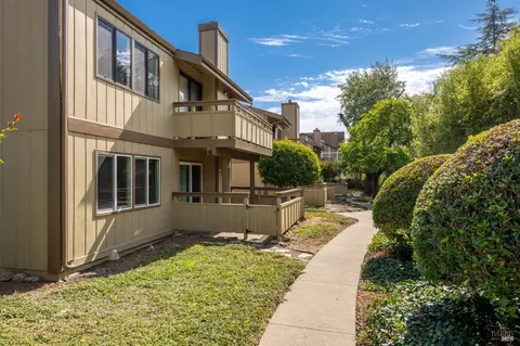 Exterior - 401 Pine St, Mill Valley, CA 94941 photo 4 of 10