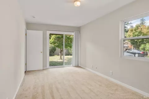 Bedroom - 401 Pine St, Mill Valley, CA 94941 photo 4 of 8