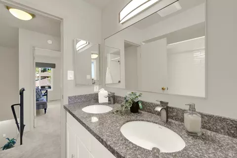 Bath - 3471 Willis Dr, Napa, CA 94558 photo 4 of 5