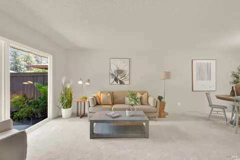 Living - 3471 Willis Dr, Napa, CA 94558 photo 2 of 4