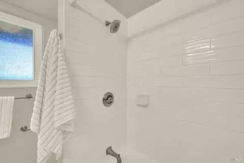 Bath - 3471 Willis Dr, Napa, CA 94558 photo 5 of 5