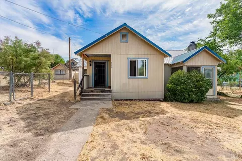 Exterior - 303-307 N Ash St, Adin, CA 96006 photo 1 of 11