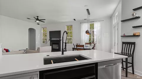 Kitchen - 8417 Benavente Ct, Vallejo, CA 94591 photo 5 of 5