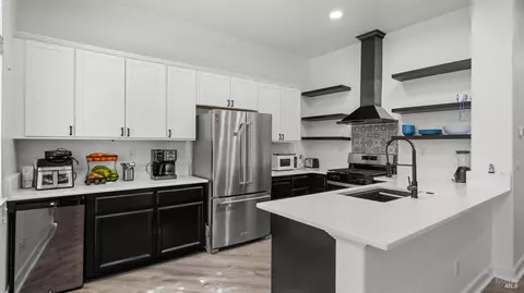 Kitchen - 8417 Benavente Ct, Vallejo, CA 94591 photo 2 of 5