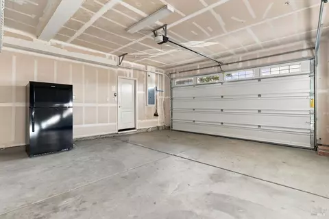 Entry Way - 634 Jade St, Petaluma, CA 94952 photo 4 of 4