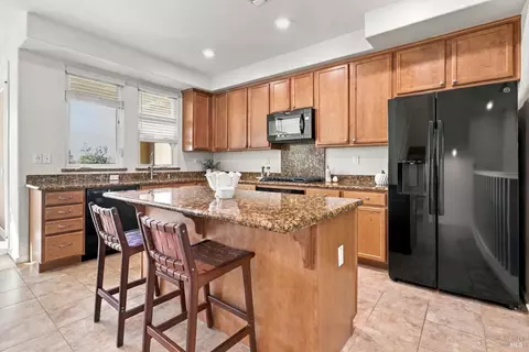 Kitchen - 634 Jade St, Petaluma, CA 94952 photo 1 of 4