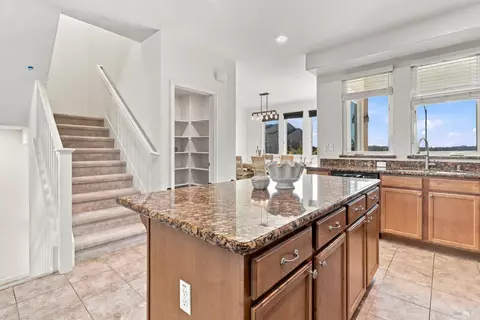 Kitchen - 634 Jade St, Petaluma, CA 94952 photo 4 of 4