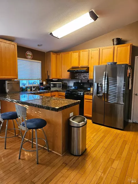 Kitchen - 919 Lighthouse Ct, Vallejo, CA 94590 photo 1 of 1